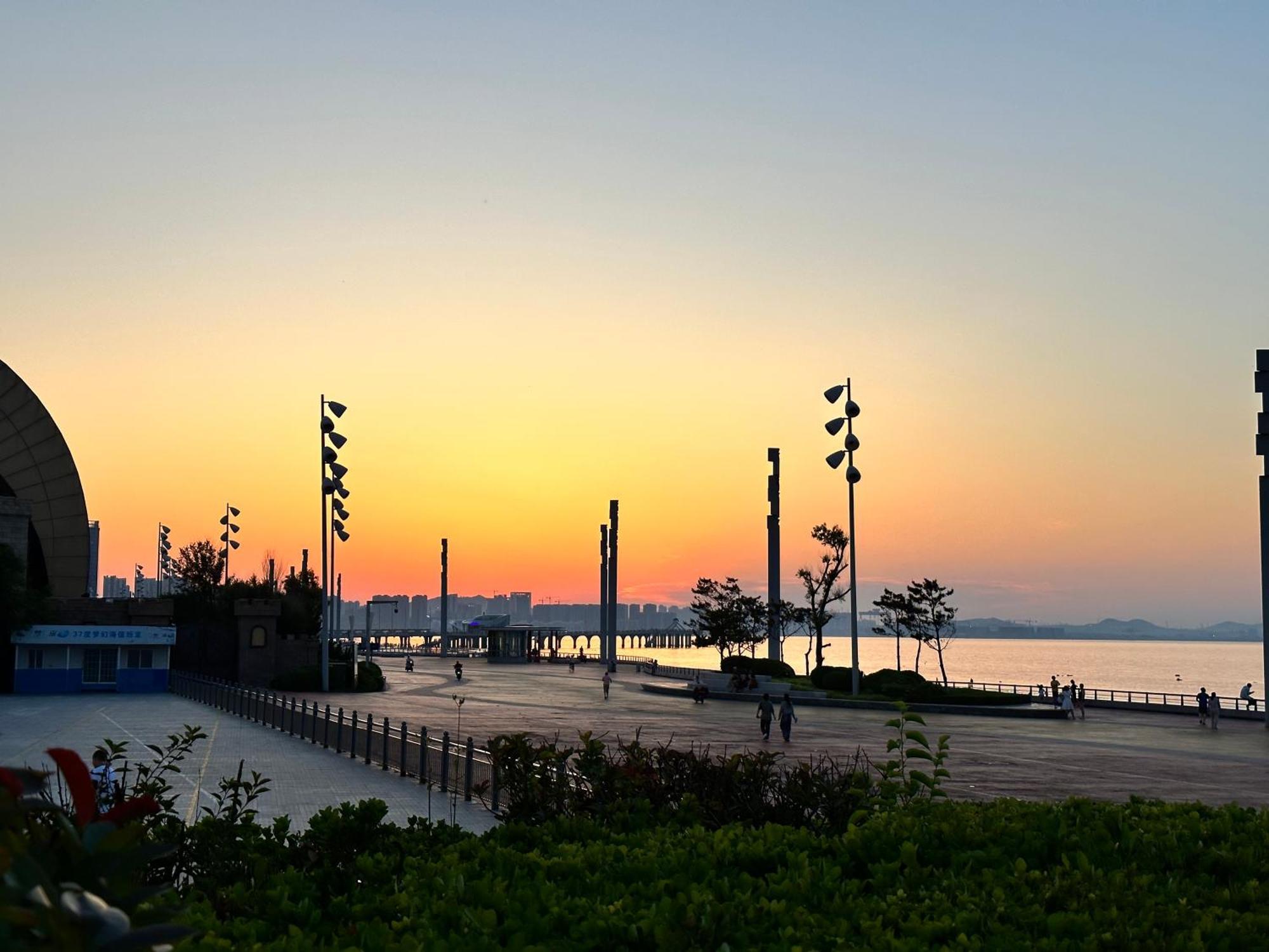 Yantai Marriott Hotel Exterior photo